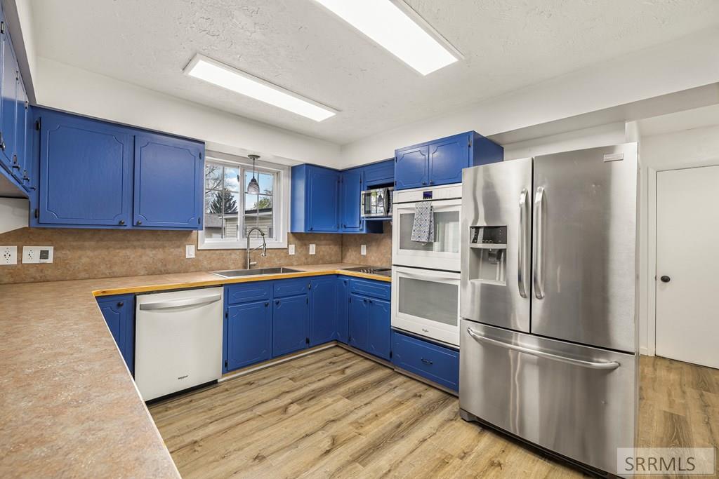 3920 Georgia Lane Ammon, ID 83406 - Photo 12 of 56