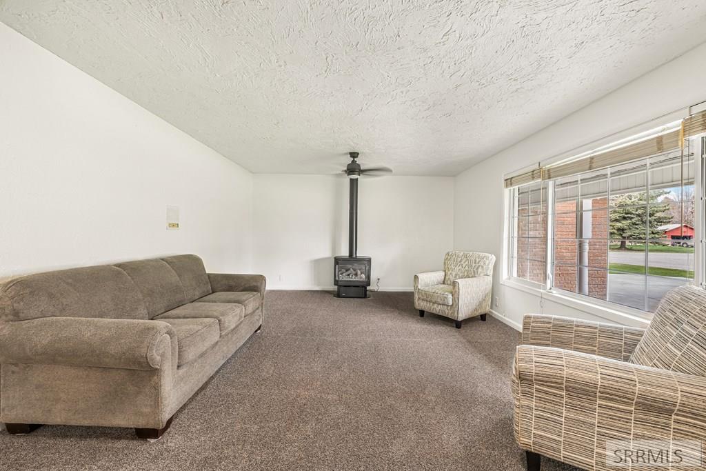 3920 Georgia Lane Ammon, ID 83406 - Photo 6 of 56