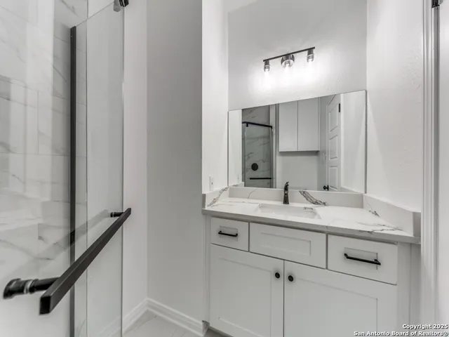 $340,000 | 9202 Jole Cove, Windcrest, TX 78239