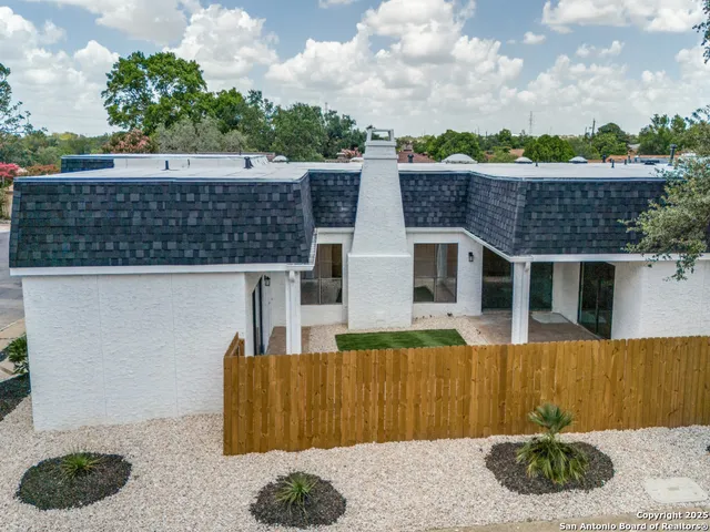 $340,000 | 9202 Jole Cove, Windcrest, TX 78239