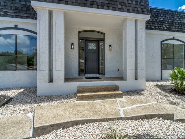 $340,000 | 9202 Jole Cove, Windcrest, TX 78239