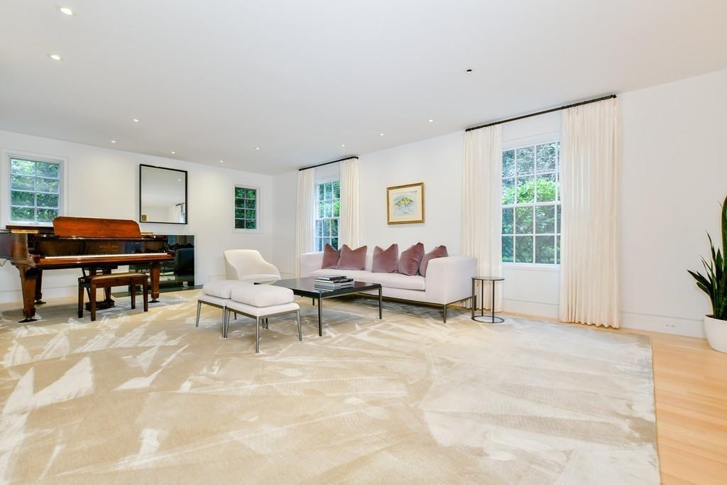 22 Wellesley Road Belmont, MA 02478 - Photo 8 of 30