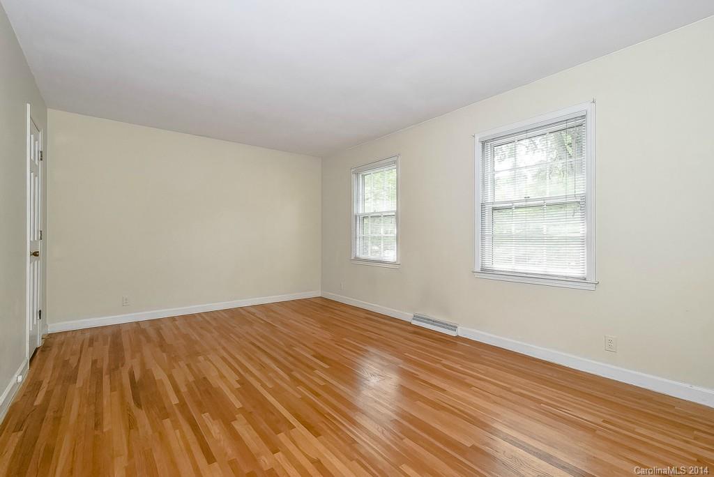 5615 Sharon Road Charlotte, NC 28210 - Photo 7 of 9 Gallery Image 7
