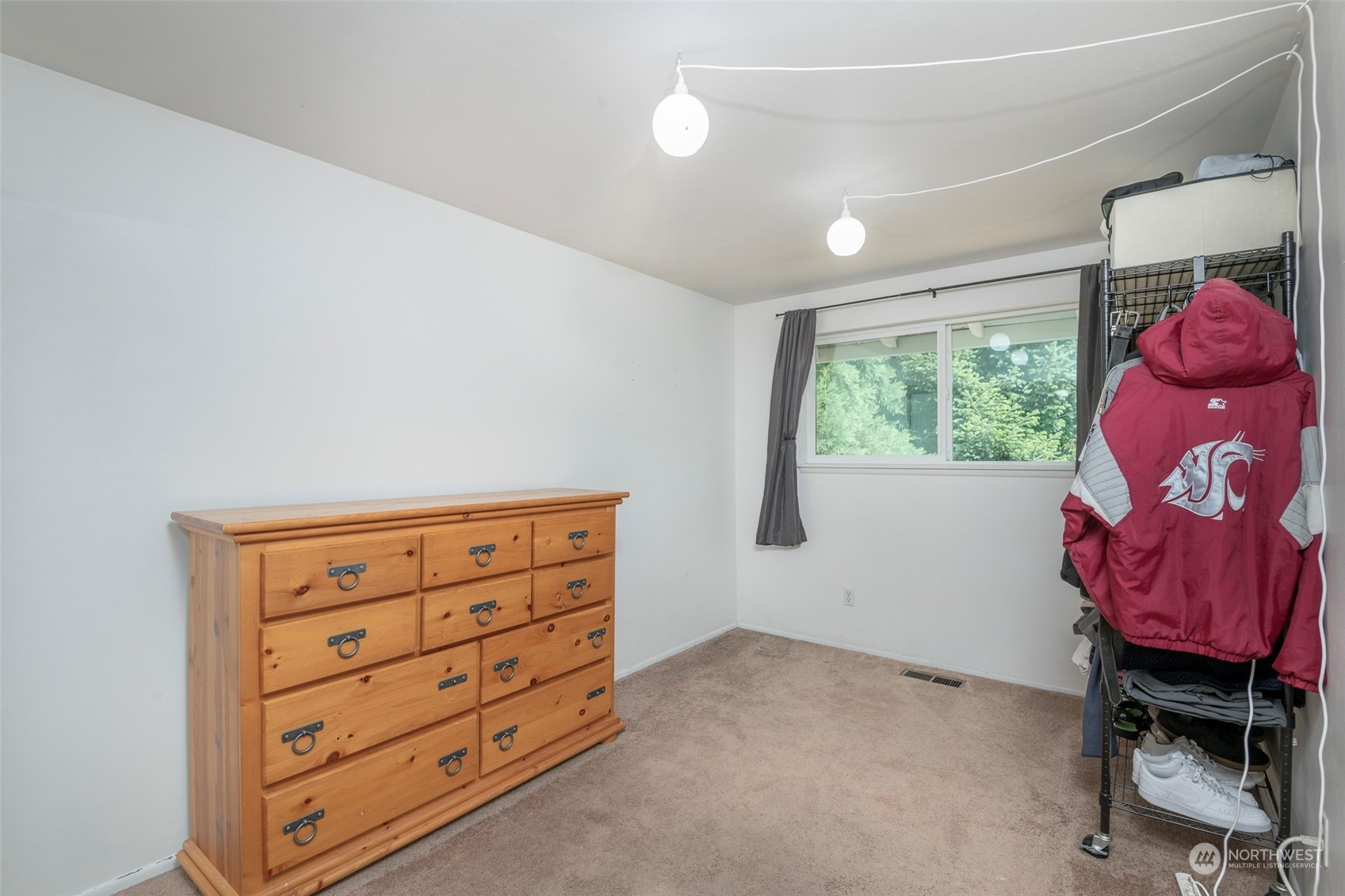 4440 Northeast 23rd Court Renton, WA 98059 - Photo 11 of 25 Gallery Image 11