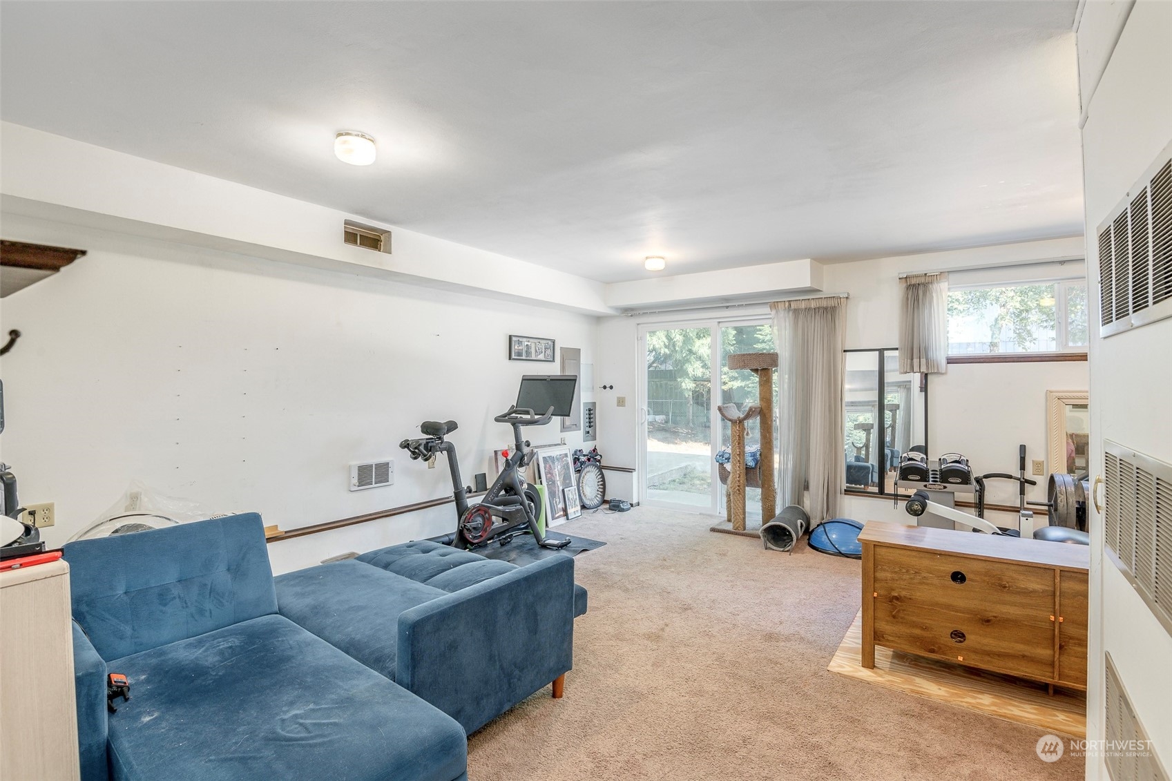 4440 Northeast 23rd Court Renton, WA 98059 - Photo 15 of 25 Gallery Image 15