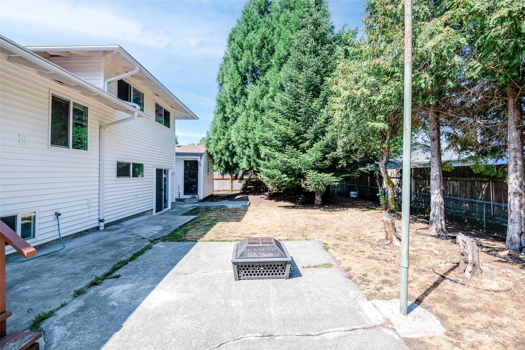 4440 Northeast 23rd Court Renton, WA 98059 - Photo 17 of 25 Gallery Image 17