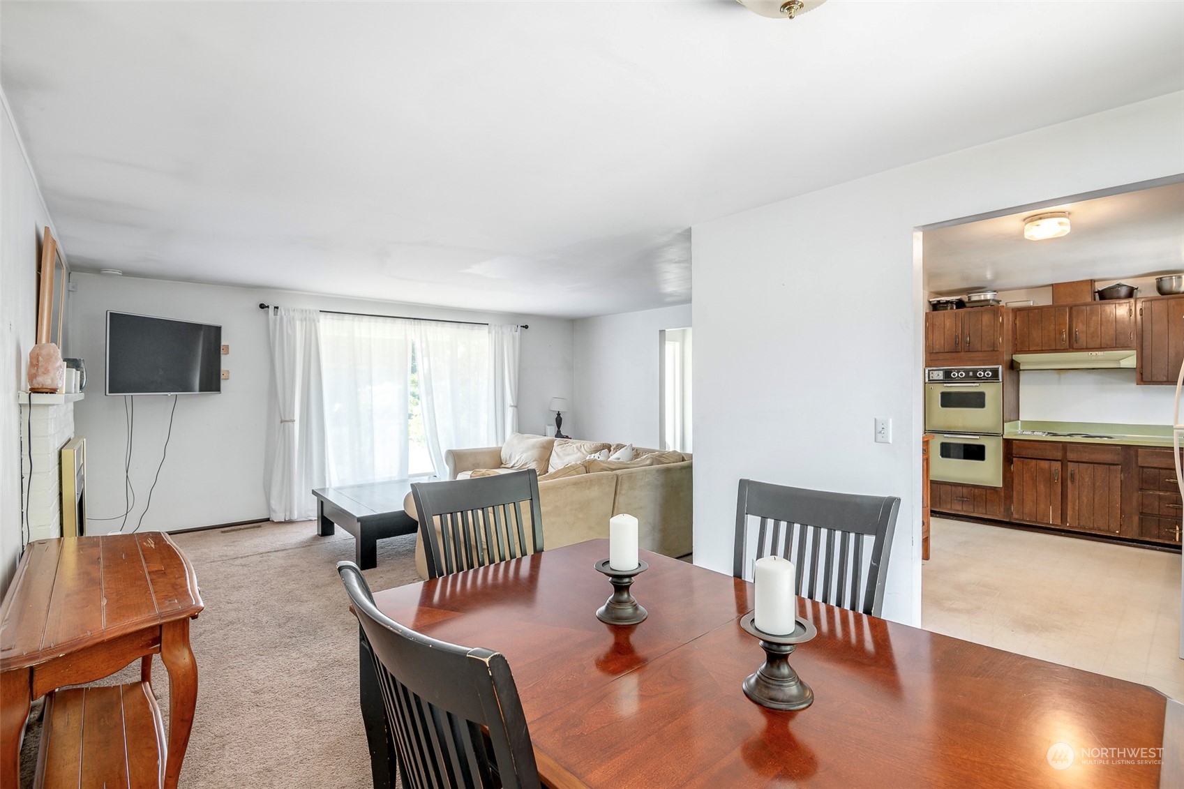 4440 Northeast 23rd Court Renton, WA 98059 - Photo 6 of 25 Gallery Image 6