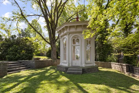 $1,350,000 | 231 Burlington Place, Nashville, TN 37215