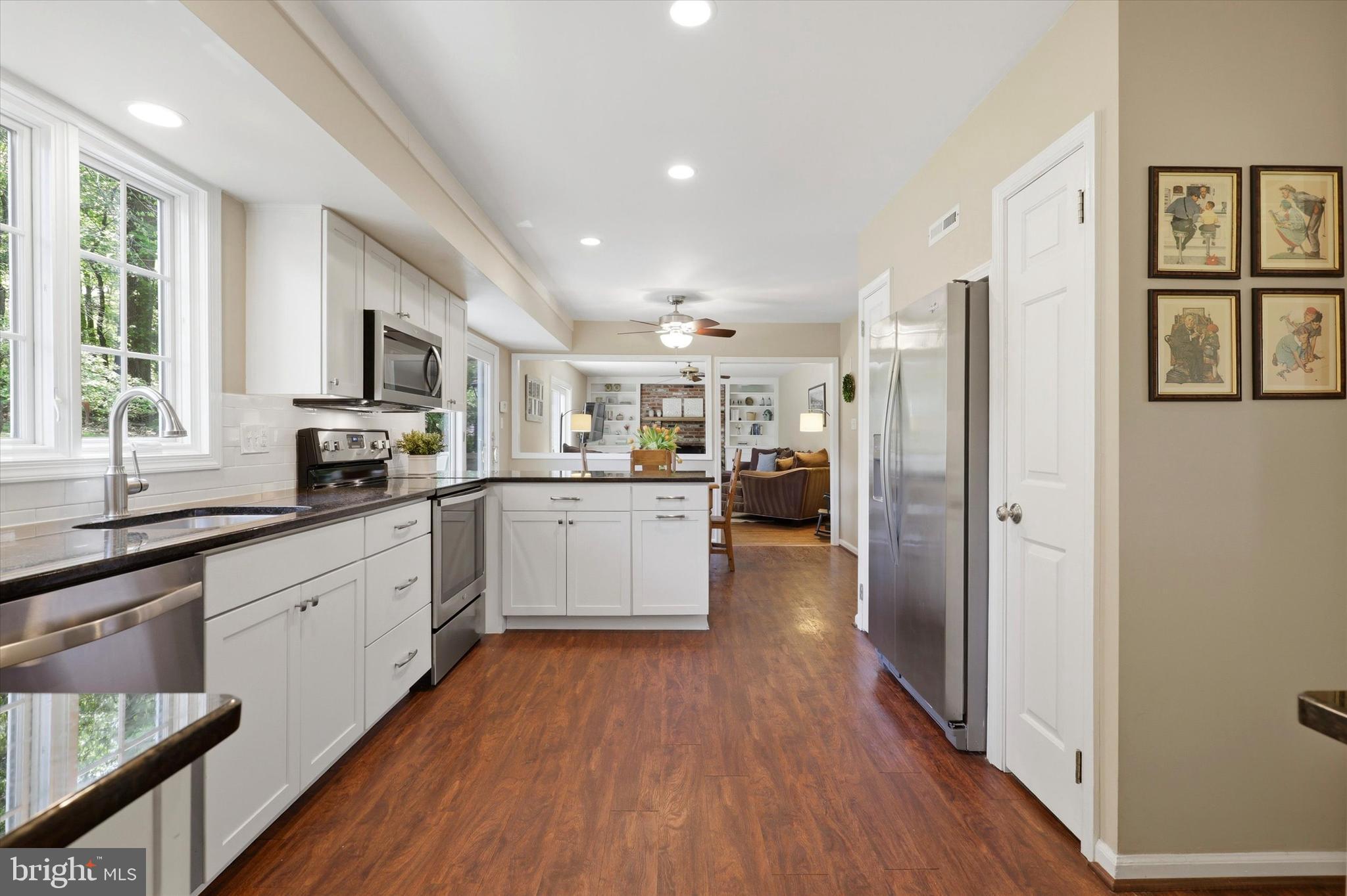 1089 Broadview Road Wayne, PA 19087 - Photo 18 of 46 Kitchen