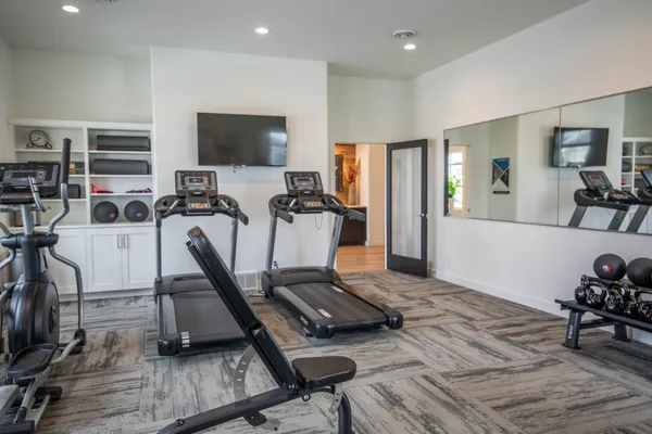 $755,900 | 6532 Sun Valley Boulevard, Horace, ND 58047