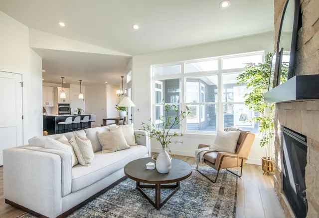 $755,900 | 6532 Sun Valley Boulevard, Horace, ND 58047