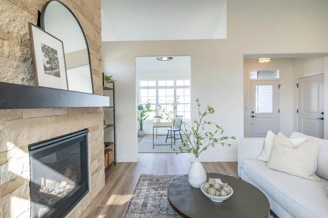 $755,900 | 6532 Sun Valley Boulevard, Horace, ND 58047