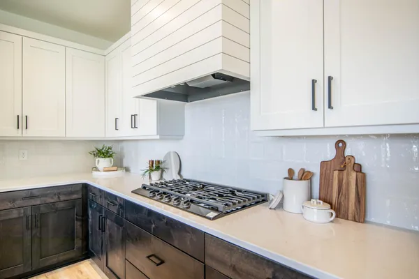 $755,900 | 6532 Sun Valley Boulevard, Horace, ND 58047