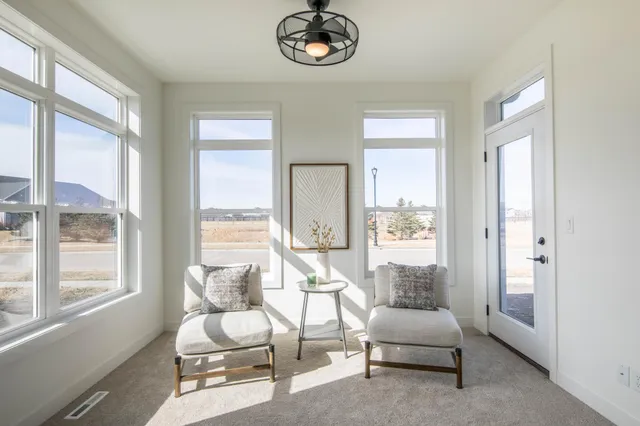 $755,900 | 6532 Sun Valley Boulevard, Horace, ND 58047