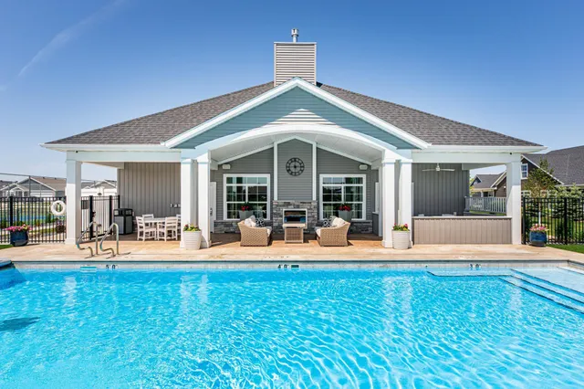 $755,900 | 6532 Sun Valley Boulevard, Horace, ND 58047