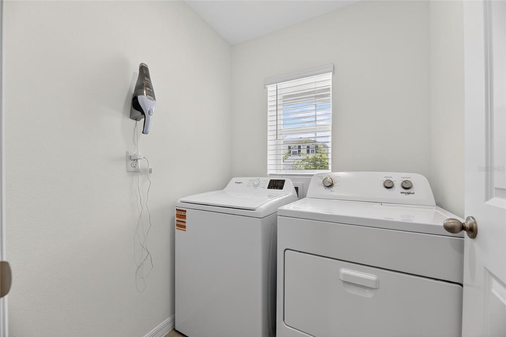 3345 Blue Estuary Road Wimauma, FL 33598 - Photo 4 of 57