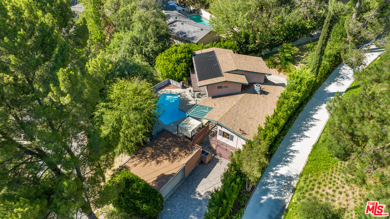 2860 Road, Los Angeles, CA 90077 Compass