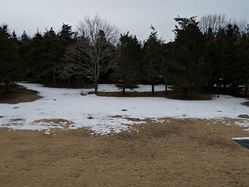 19 Babcock Road Westerly, RI 02891 - Photo 22 of 25 Yard/Garden.