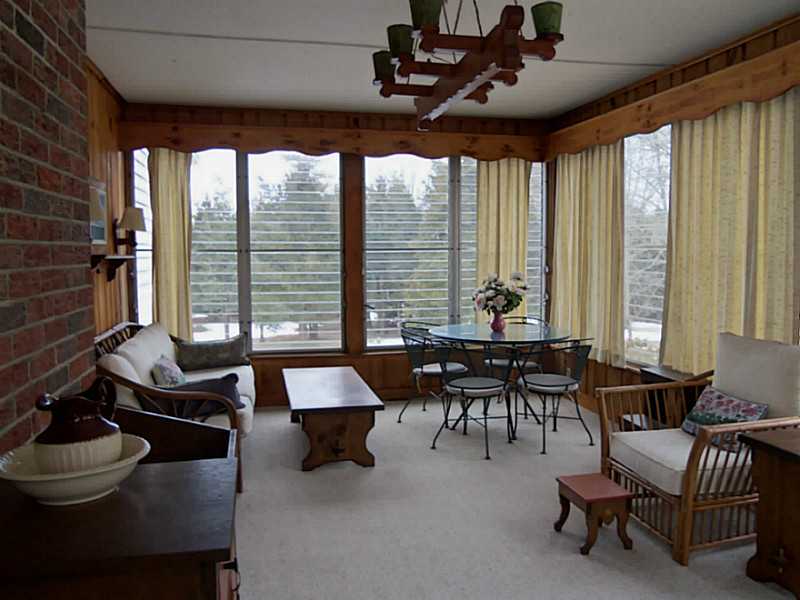 19 Babcock Road Westerly, RI 02891 - Photo 8 of 25 Porch.