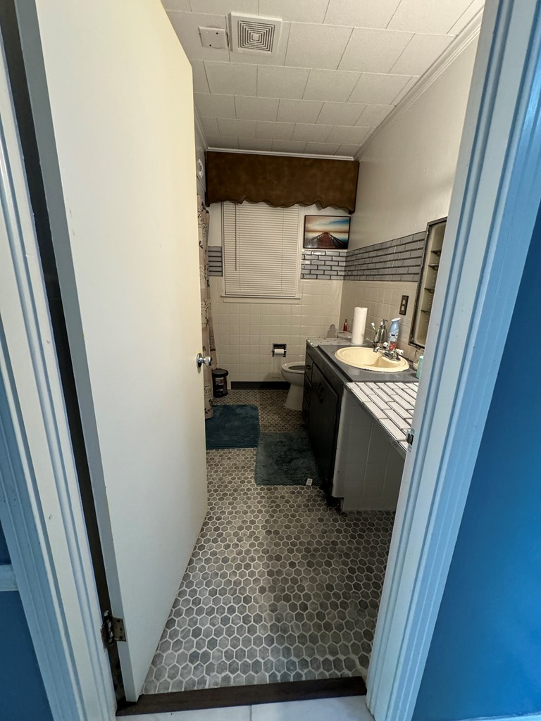 98 Vickers Road Nashville, GA 31639 - Photo 10 of 17 Gallery Image 10