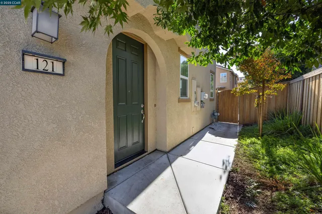 $550,000 | 121 Caravaggio Circle, Sacramento, CA 95835