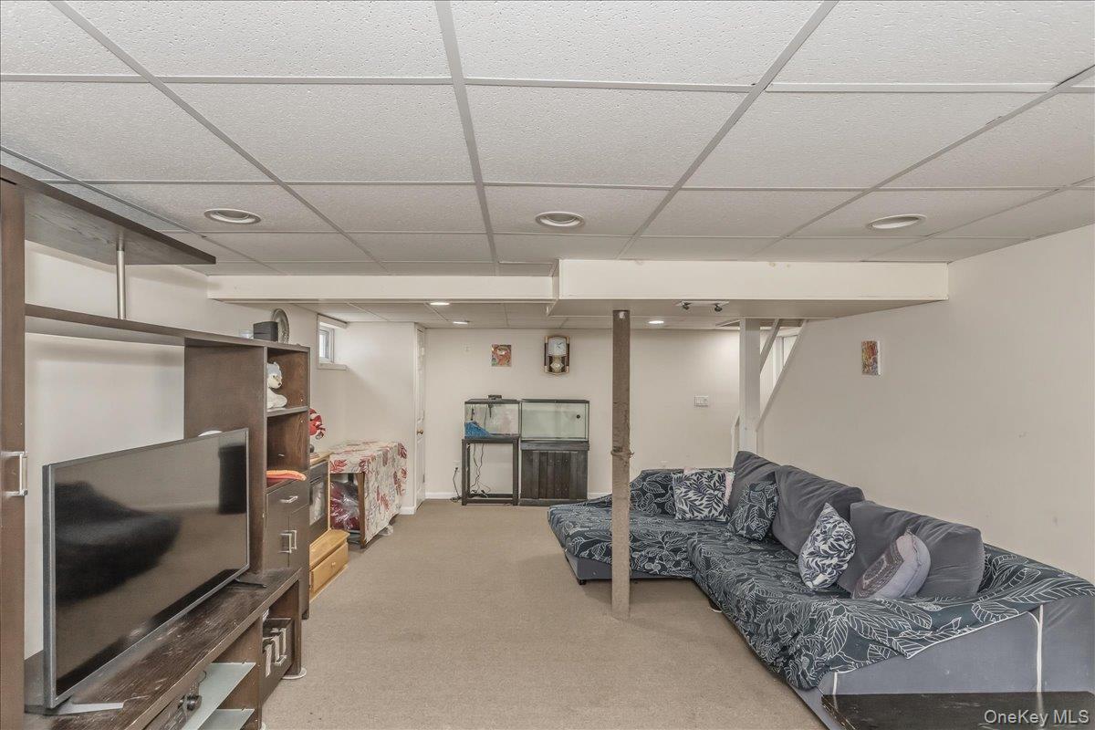 597 Seminole Road Franklin Square, NY 11010 - Photo 18 of 18