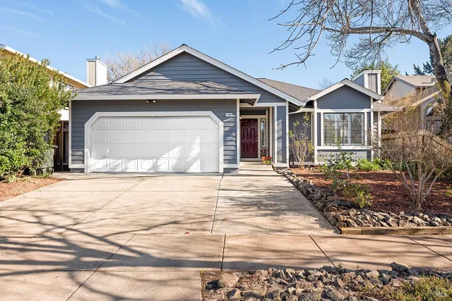 $725,000 | 1934 Gambels Way, Santa Rosa, CA 95403