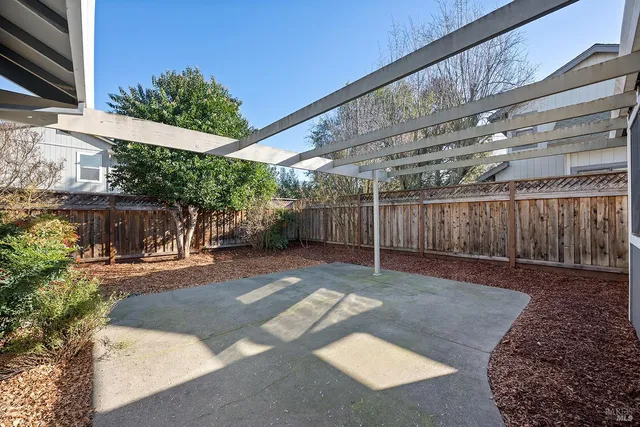 $725,000 | 1934 Gambels Way, Santa Rosa, CA 95403