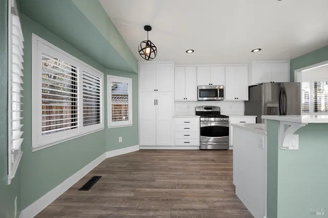 $725,000 | 1934 Gambels Way, Santa Rosa, CA 95403