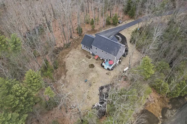 $1,150,000 | 7 Lefevre Drive, Kingston, NH 03848
