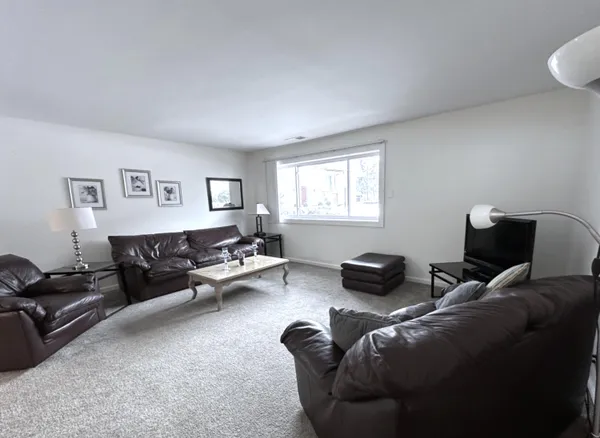 $250,000 | 3620 Lakeshore Drive, St. Joseph, MI 49085