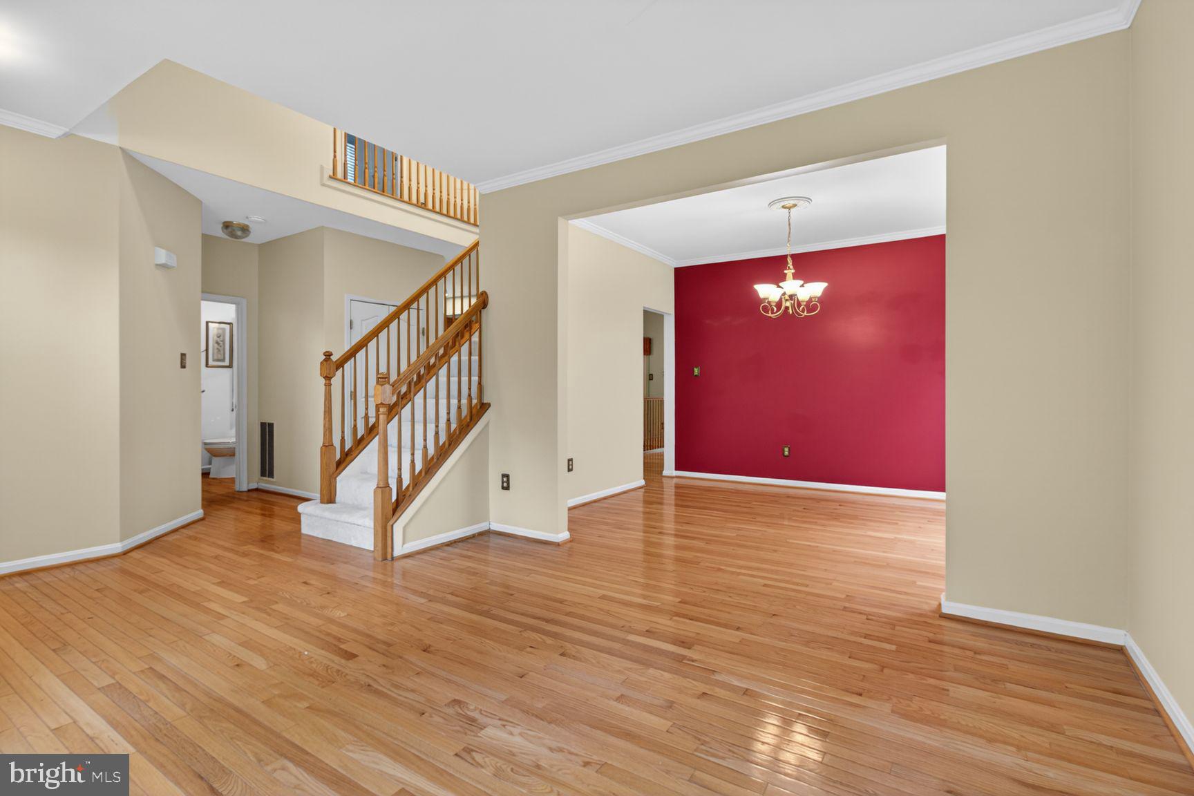 6385 Morning Time Lane Columbia, MD 21044 - Photo 2 of 23 Living Room