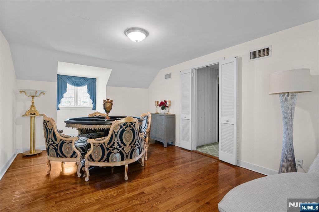 328 West Ridgewood Avenue Ridgewood, NJ 07450 - Photo 30 of 49