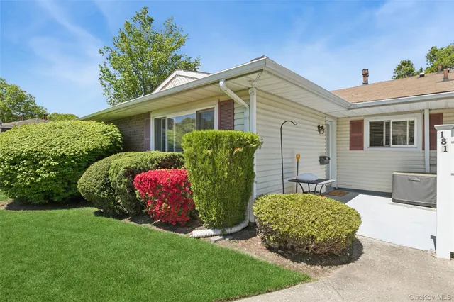 $399,990 | 181 Storm Drive, Holtsville, NY 11742