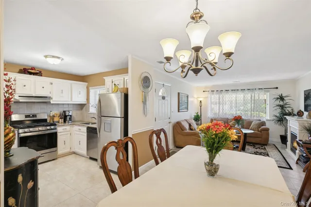 $399,990 | 181 Storm Drive, Holtsville, NY 11742