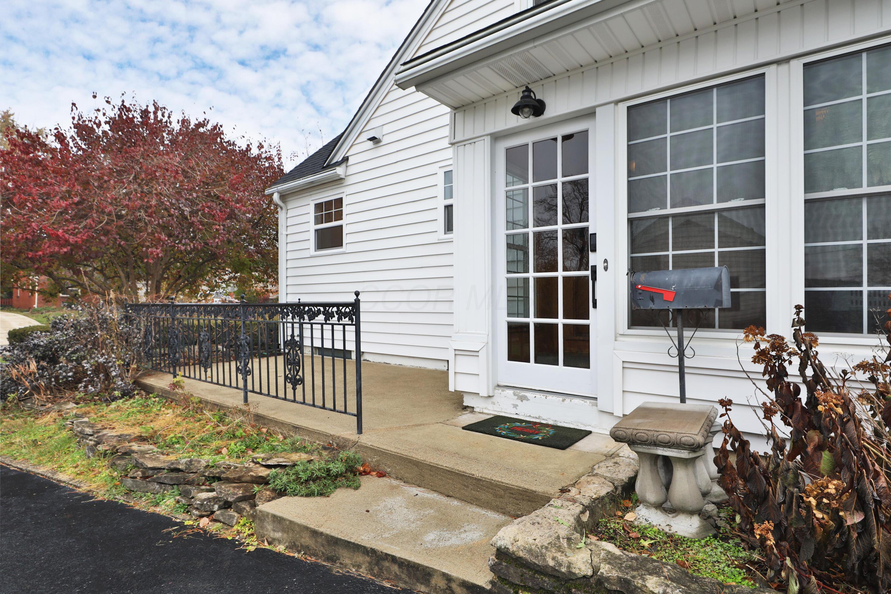 125 Sheffield Road Columbus, OH 43214 - Photo 51 of 60 Patio