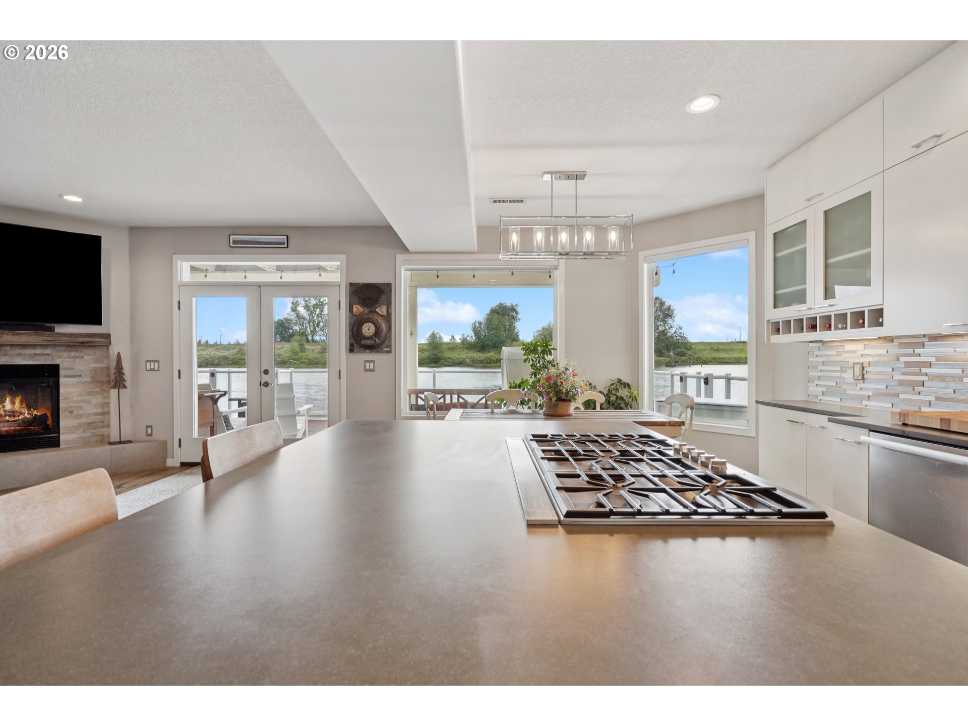 14587 Northwest Larson Road, Unit 4 Portland, OR 97231 - Photo 11 of 48