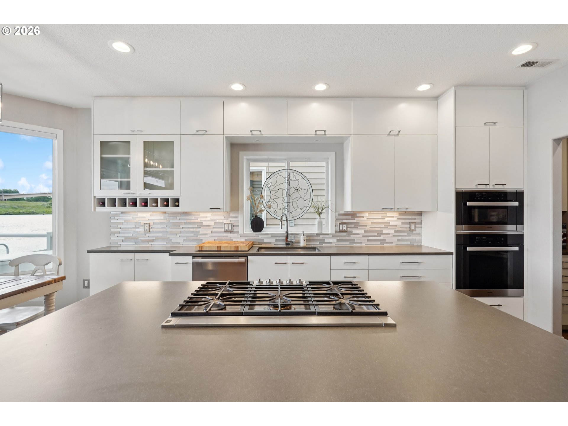 14587 Northwest Larson Road, Unit 4 Portland, OR 97231 - Photo 12 of 48