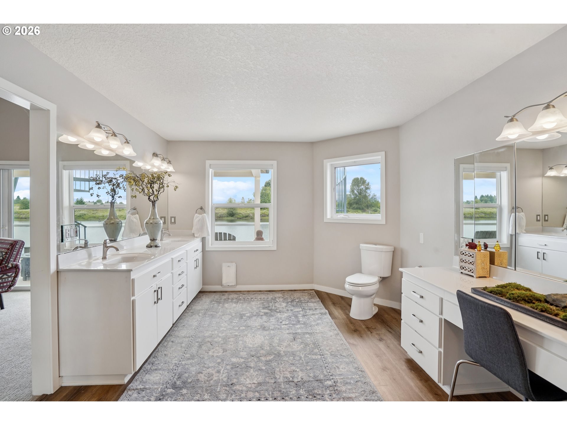 14587 Northwest Larson Road, Unit 4 Portland, OR 97231 - Photo 33 of 48