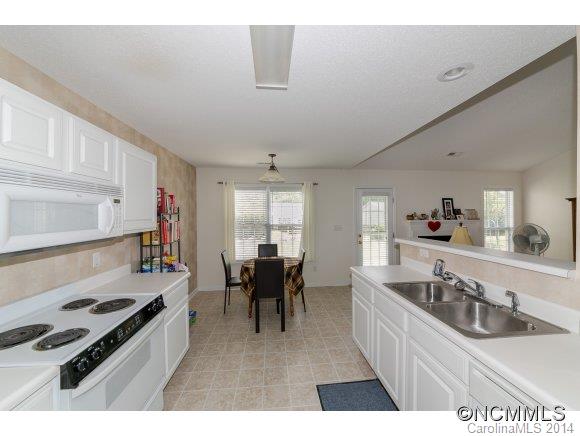 77 Misty Valley Road Fletcher, NC 28732 - Photo 13 of 22 Gallery Image 13