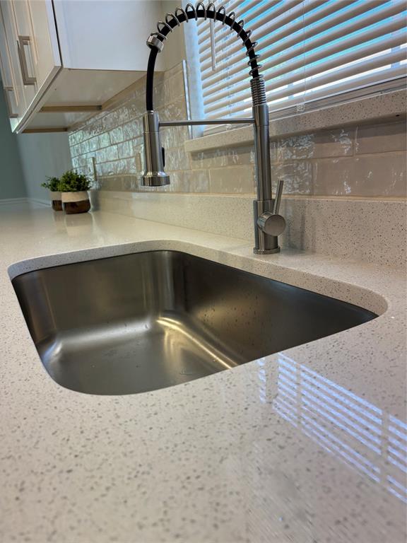 9801 Southeast Sunset Harbor Road Summerfield, FL 34491 - Photo 5 of 37