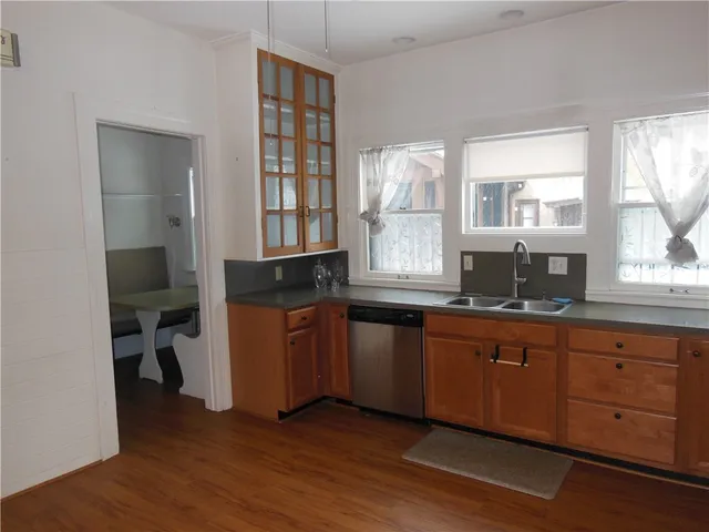 $2,350 | 369 Westminster Road, Unit 1, Rochester, NY 14607