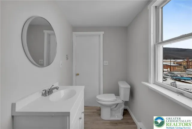 $1,300 | 13 School Street, Unit 70, Nesquehoning, PA 18240