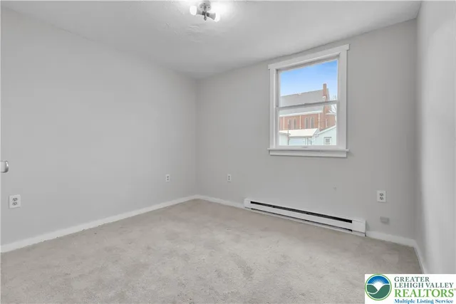 $1,300 | 13 School Street, Unit 70, Nesquehoning, PA 18240