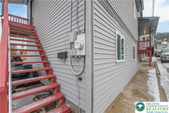 $1,300 | 13 School Street, Unit 70, Nesquehoning, PA 18240