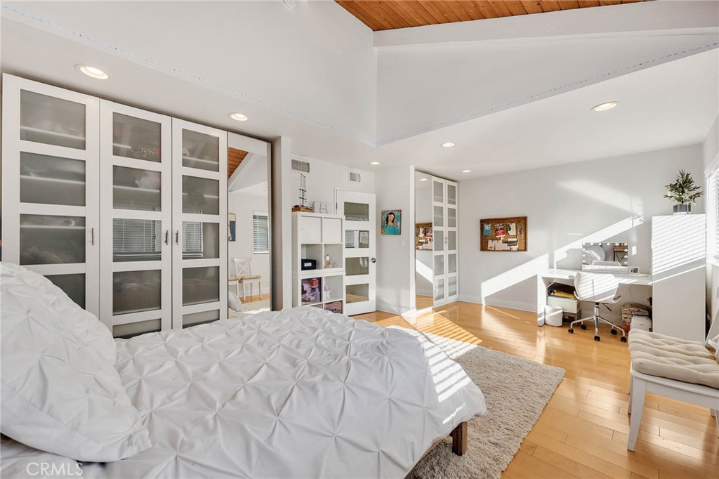 4222 Troost Avenue, Unit 21 Studio City, CA 91604 - Photo 18 of 47 a bed room with a bed and a view of bedroom