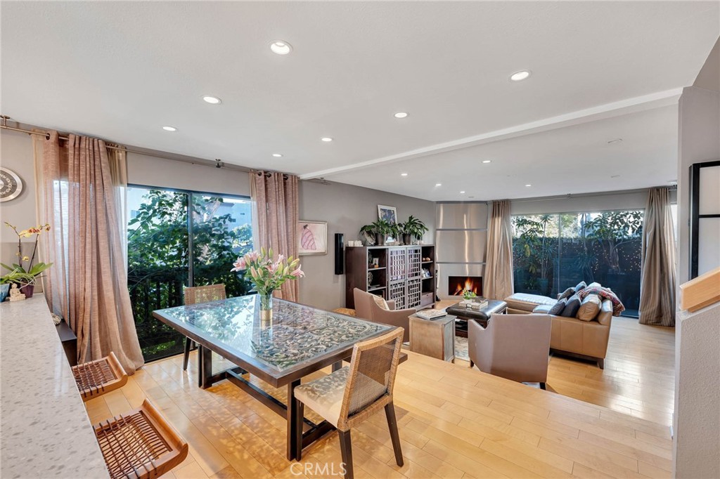 4222 Troost Avenue, Unit 21 Studio City, CA 91604 - Photo 3 of 47 a living room with furniture and a large window