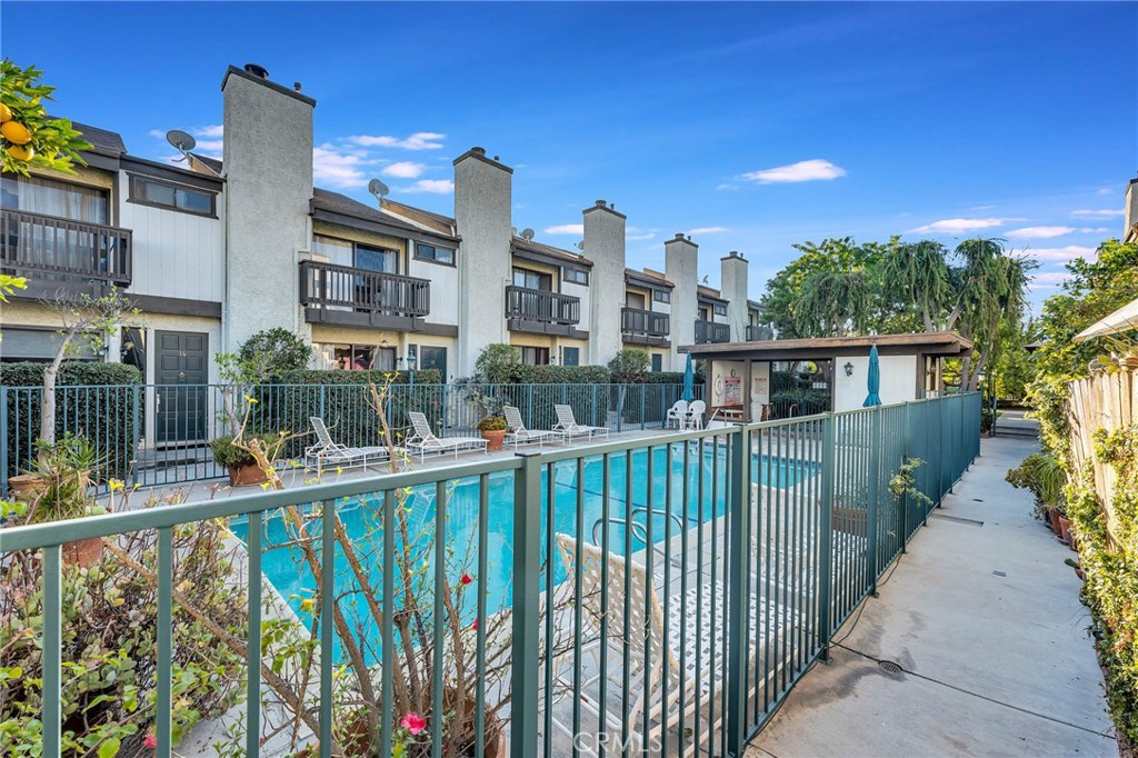 4222 Troost Avenue, Unit 21 Studio City, CA 91604 - Photo 32 of 47 a balcony with city view