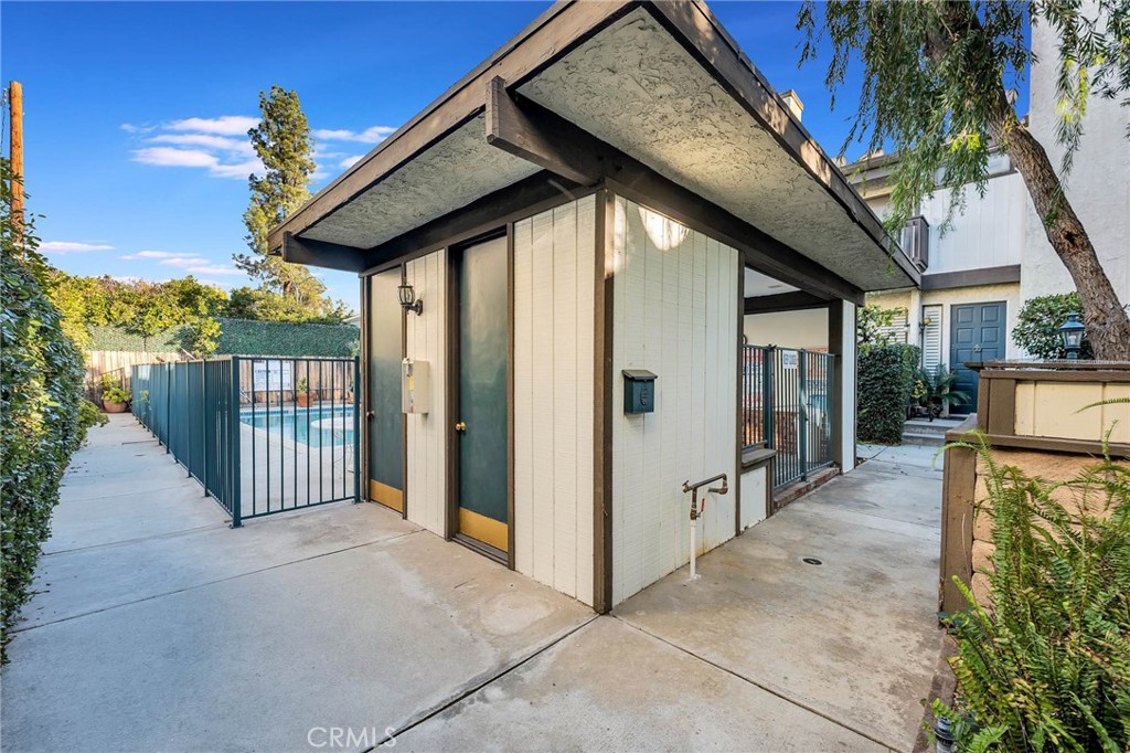 4222 Troost Avenue, Unit 21 Studio City, CA 91604 - Photo 36 of 47 a view of a house with a iron gate