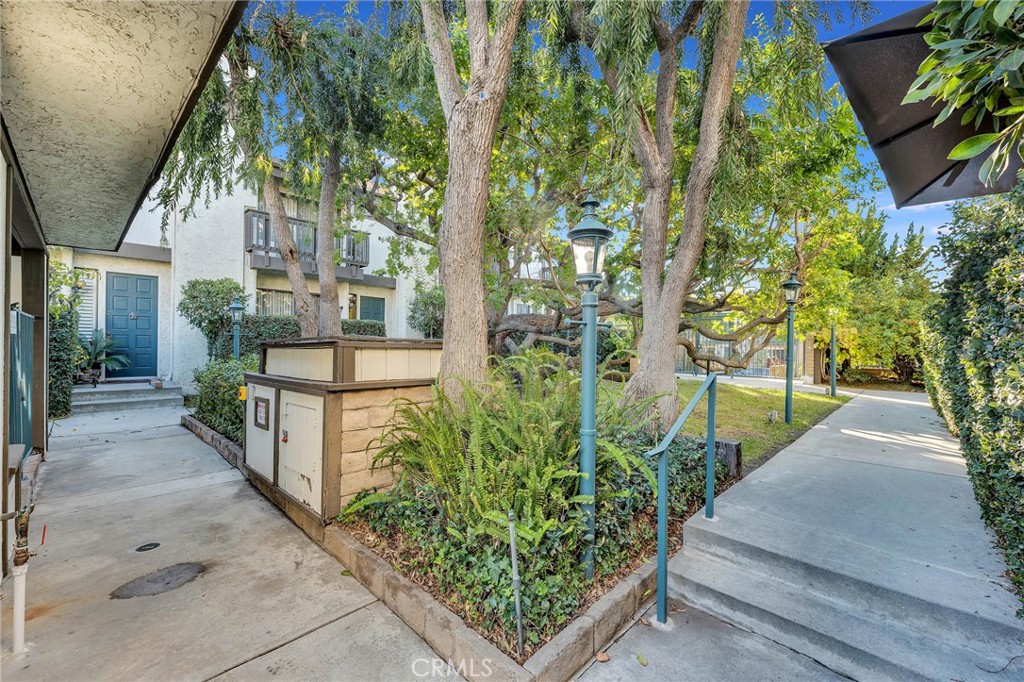 4222 Troost Avenue, Unit 21 Studio City, CA 91604 - Photo 37 of 47